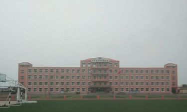 庄河市第五初级中学户外活动场地