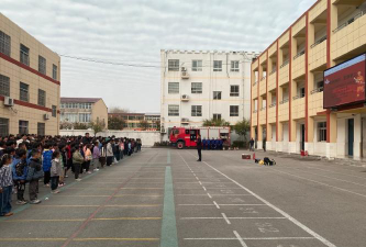 张集镇刘岭中心小学户外活动场地