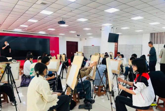唐山市路北区保利青少年宫培训学校有限公司户外活动场地