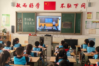 孝昌县周巷镇青山中心小学户外活动场地