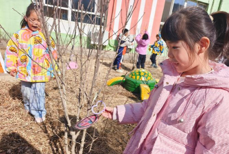 眉山市东坡区白鹤幼儿园户外活动场地