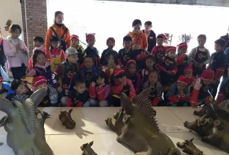 西安缤纷鸟培训学校有限公司西稍门分公司户外活动场地