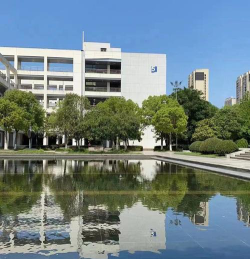 常州纺织服装职业技术学院户外活动场地