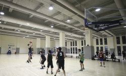 吴忠市塞上龙兴体育培训中心有限公司户外活动场地