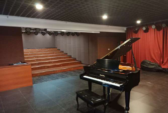 大连市高新区亦衡文化培训学校有限公司户外活动场地