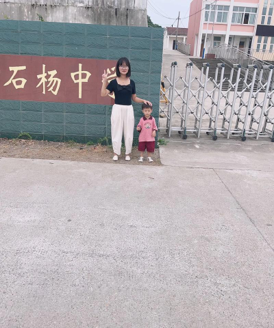 邻水县同石乡石岩幼儿园阅读区