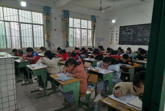 石佛中学阅读区