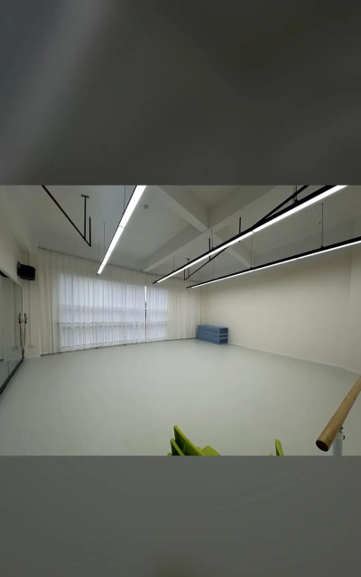 中山市新心悦艺术培训中心有限公司阅读区