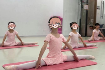玛曲县韵梦舞蹈艺术培训中心阅读区