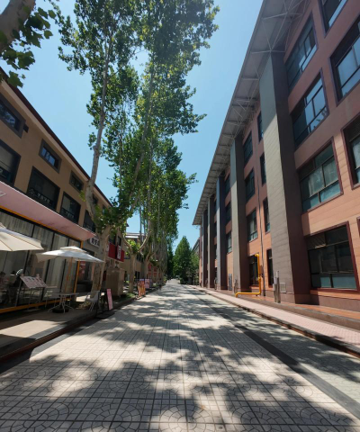 西京学院阅读区