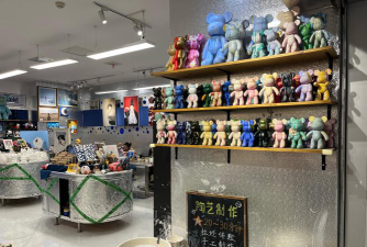 临河区列宾印象美术培训学校有限公司阅读区