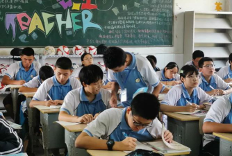 金塔县三合中学阅读区