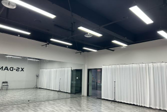 广州市番禺区紫晨艺术培训中心有限公司阅读区