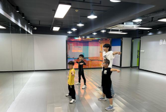 中山市星宝街舞艺术培训中心有限公司阅读区