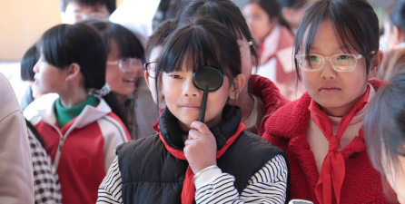 高坡中心小学阅读区