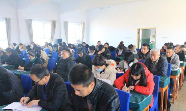 敦煌市七里镇初级中学阅读区