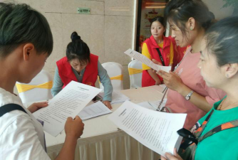 大连市沙河口区点燃青春文化培训学校有限公司阅读区