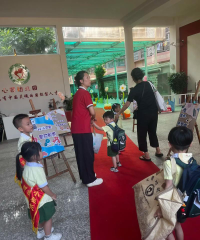 潮安县磷溪镇凤美幼儿园阅读区