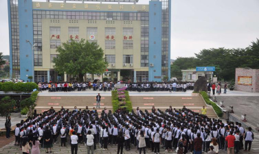 南街镇中心小学阅读区