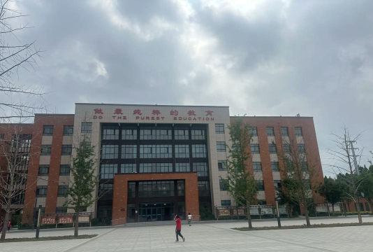 邢台市信都区三度培训学校有限公司阅读区