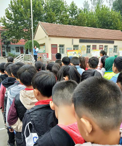 许昌市罗庄小学阅读区