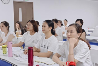 太原市晋源区芳芳培训学校有限公司阅读区