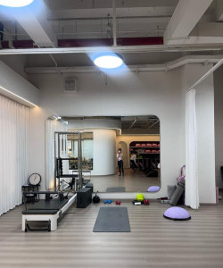 重庆市沙坪坝区启悦辰朵艺术培训中心有限公司阅读区