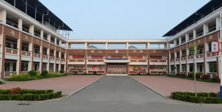 陈江德园学校阅读区