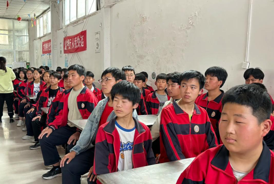 官渡区蓓蕾学校阅读区