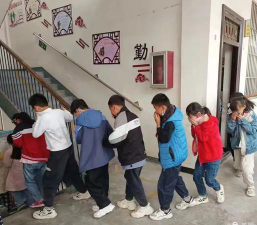 临颍县王岗镇北村小学阅读区