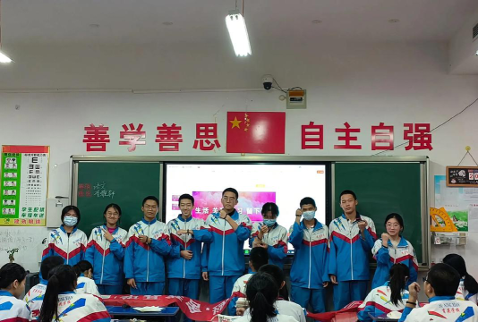 宝坻区育英中学阅读区