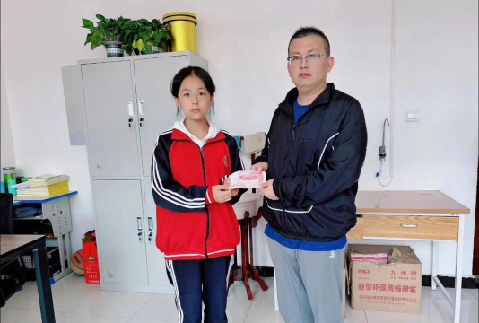 长岭子中学阅读区