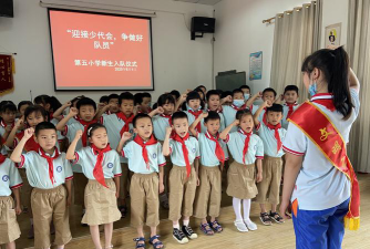 宛城区红泥湾镇第五中心小学阅读区