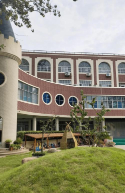 潍坊市新华幼儿园阅读区