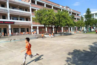 沙迳中心小学阅读区