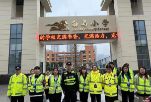 西山区白马学校阅读区