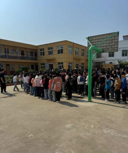 方城县博望镇皮庄小学阅读区