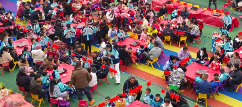 丹棱县仁兴乡贝贝幼儿园阅读区