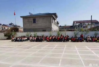 汪场镇中心小学阅读区