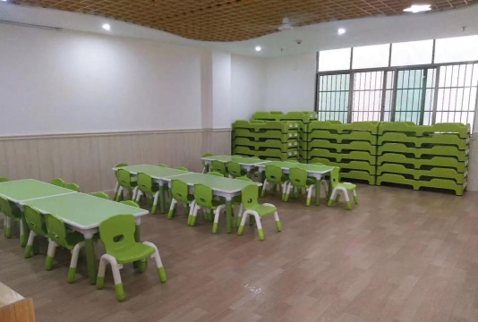 青岛博爱幼儿园阅读区