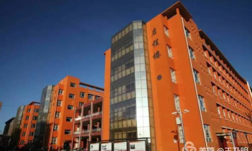 岚县高级中学阅读区