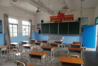 吴川市振文镇宁屋小学阅读区