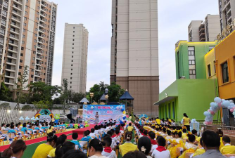 南海市九江镇南方幼儿园阅读区