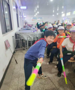 当阳市富里寺小学阅读区