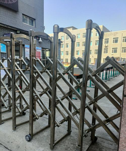 沈阳市第六十四中学阅读区