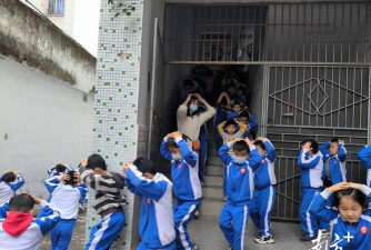 汤坑镇明新小学阅读区