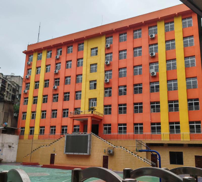 西平县柏城北街小学阅读区