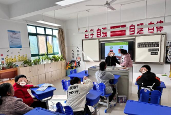 宁新镇横湖小学阅读区