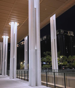 台南市立安南国中阅读区
