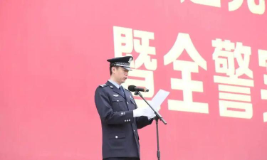 黑龙江鸡西市英才中学阅读区